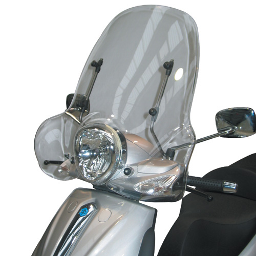 GIVI 103A – SZYBA PRZEŹROCZYSTA (43,5Hx70W) Beverly Tourer 125-250-300-400 (08 > 10) (WYMAGA A103A)