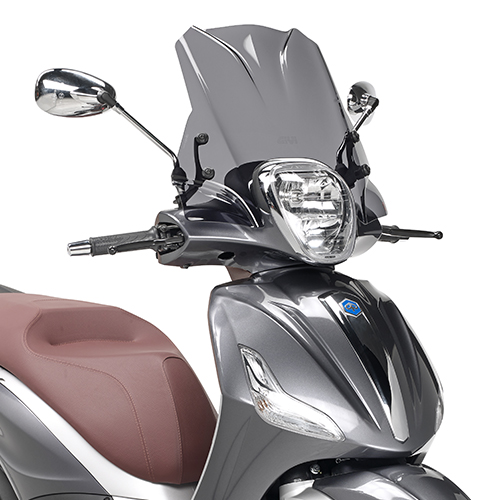GIVI 5606S – szyba dymiona 29 × 45 cm do Piaggio Beverly
