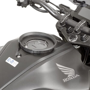 GIVI BF41 – MOCOWANIE TANKLOCK HONDA CB 125 / 300 R (18 > 19)