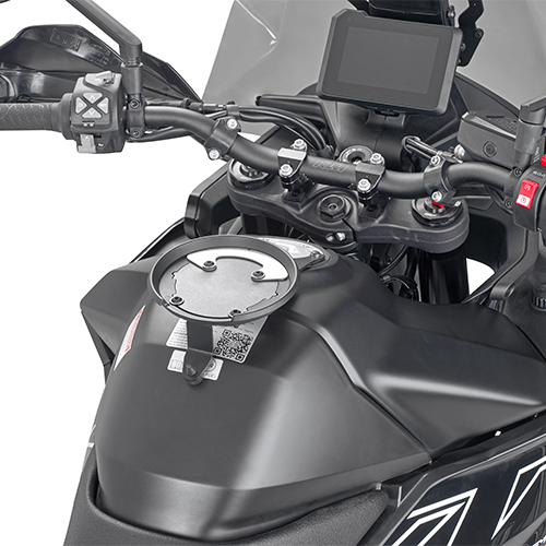 GIVI BF80 – MOCOWANIE TANKLOCK - KTM 890 SMT (23)